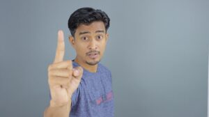 初めてスマホを持つ人向けの格安simはどこがいい？